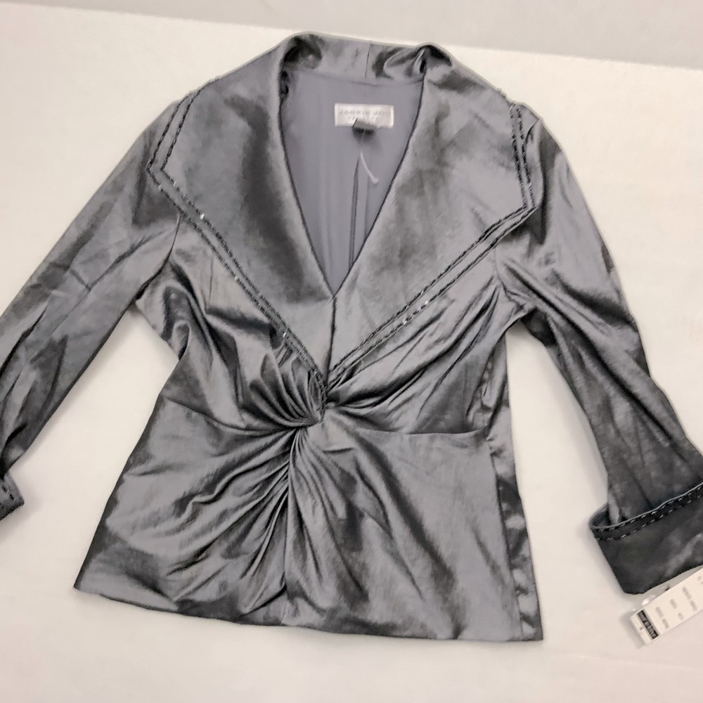 NWT Jackie Jon New York Gunmetal Portrait Collar Top, Size 10✖️